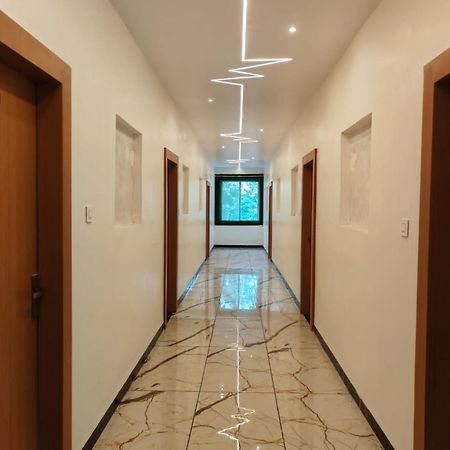 Rk Hotel & Restaurant Dewās Exterior photo